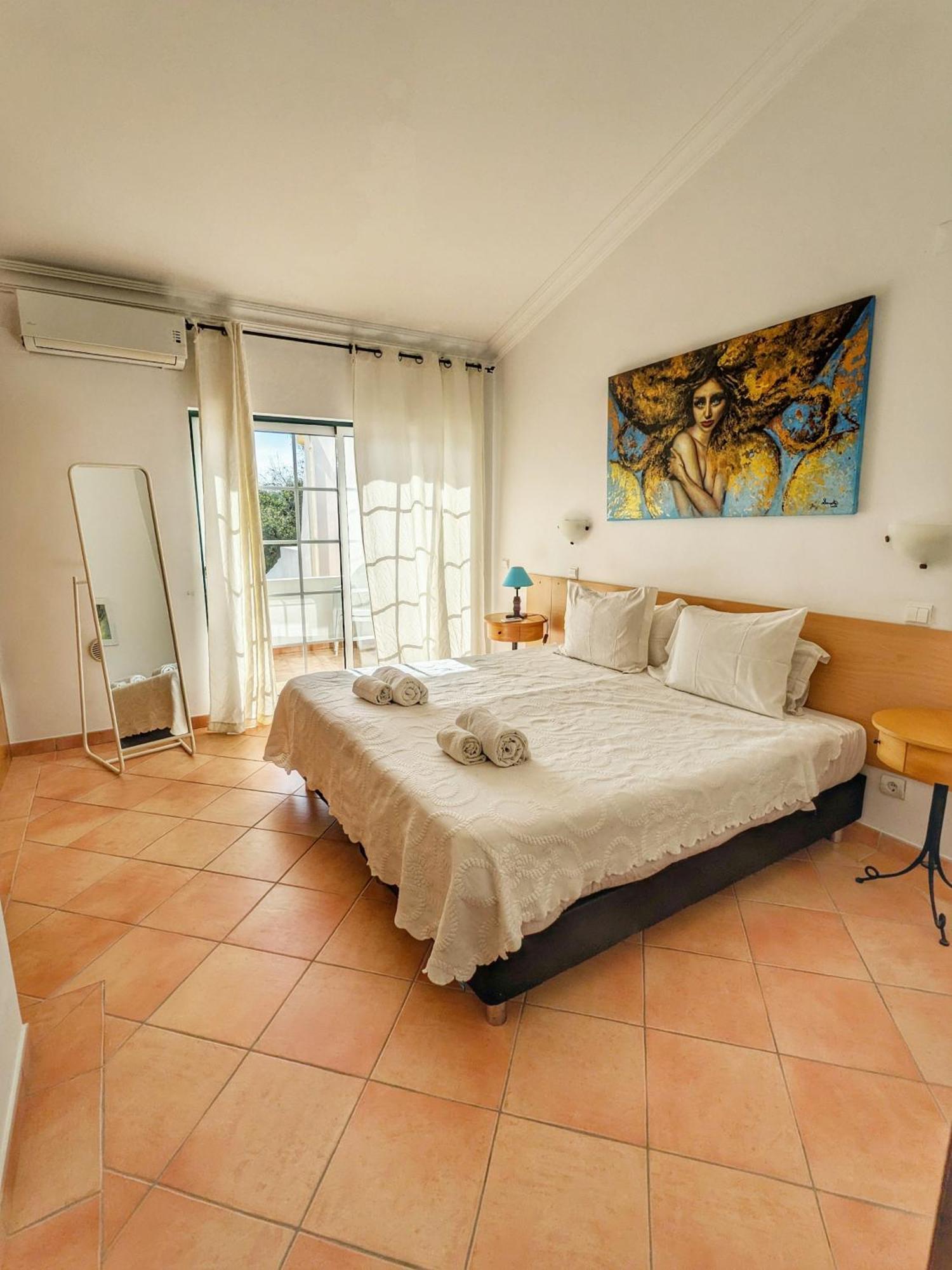 Townhouse 700M From Sao Rafael Beach Albufeira Bagian luar foto